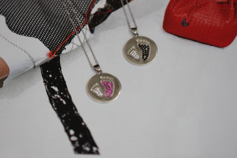 mother and son , mother and daughter,foot print necklace,foot print pendant,mother's necklace,gift for mom,gift for mom,to mom from daughter